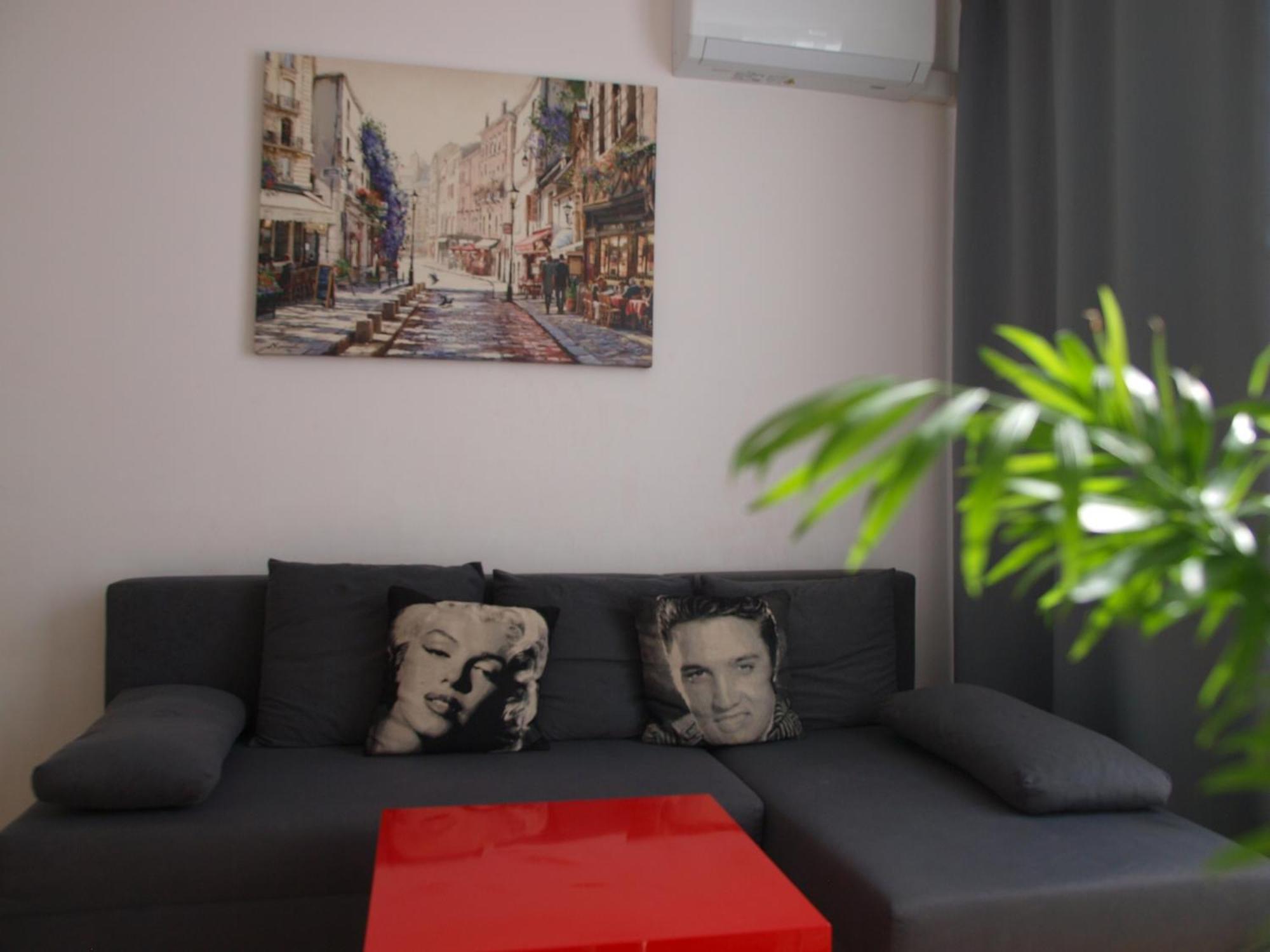 Apartament Rondo Onz Warschau Exterior foto